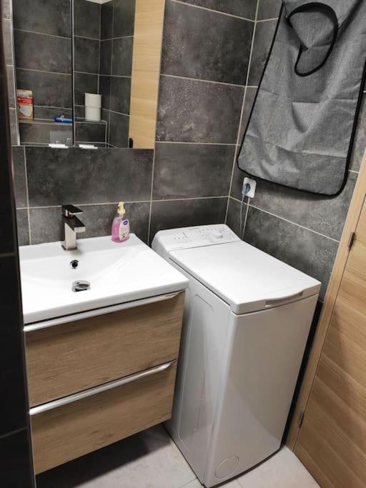 Menton, Appartement/Jardin, Proche Mer Et Centre Екстер'єр фото